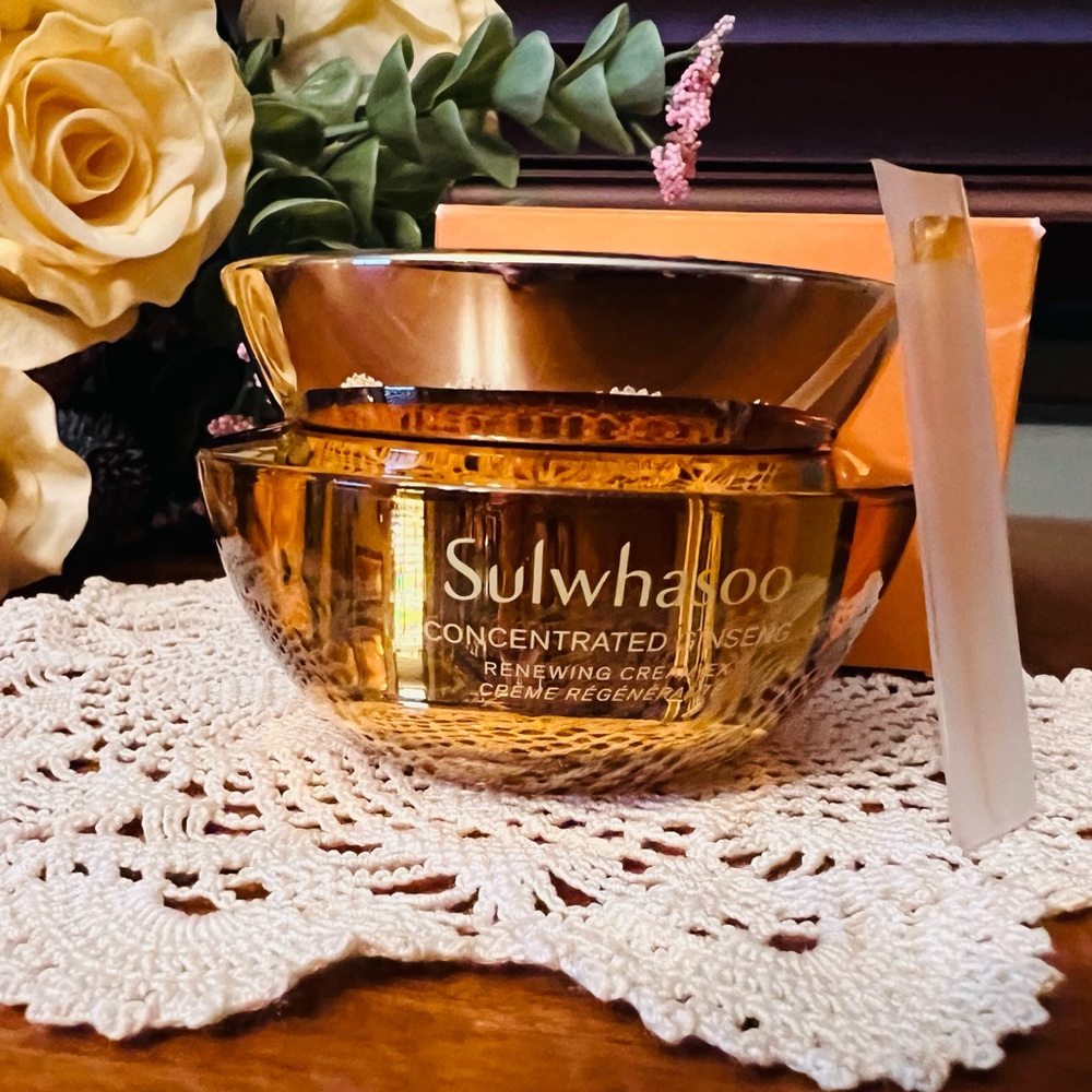 Sulwhasoo Concentrated Ginseng Renewing Cream EX 60mL NEW with box